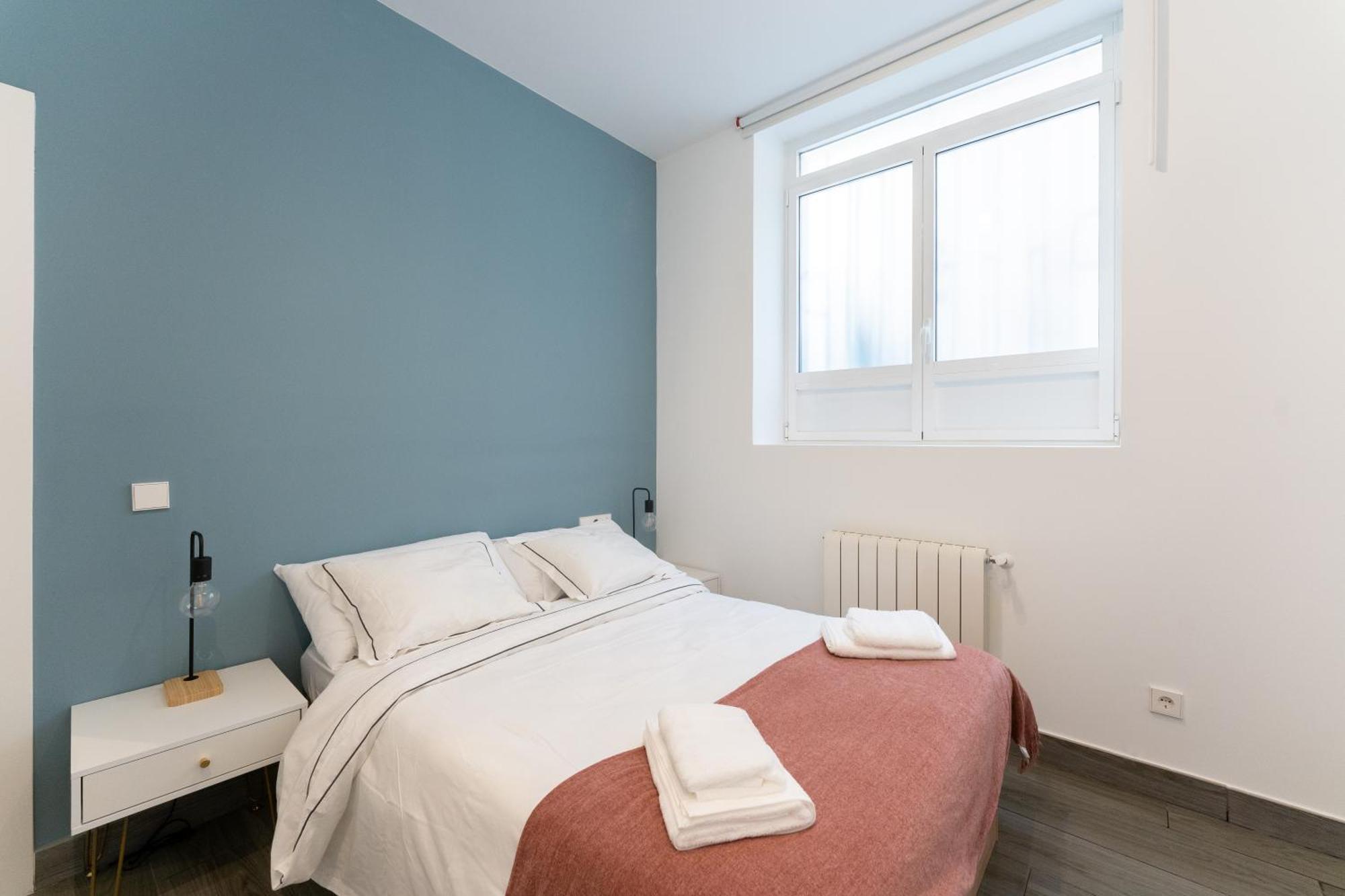 Luxe Apartment In Plaza De Espana Madrid Eksteriør billede