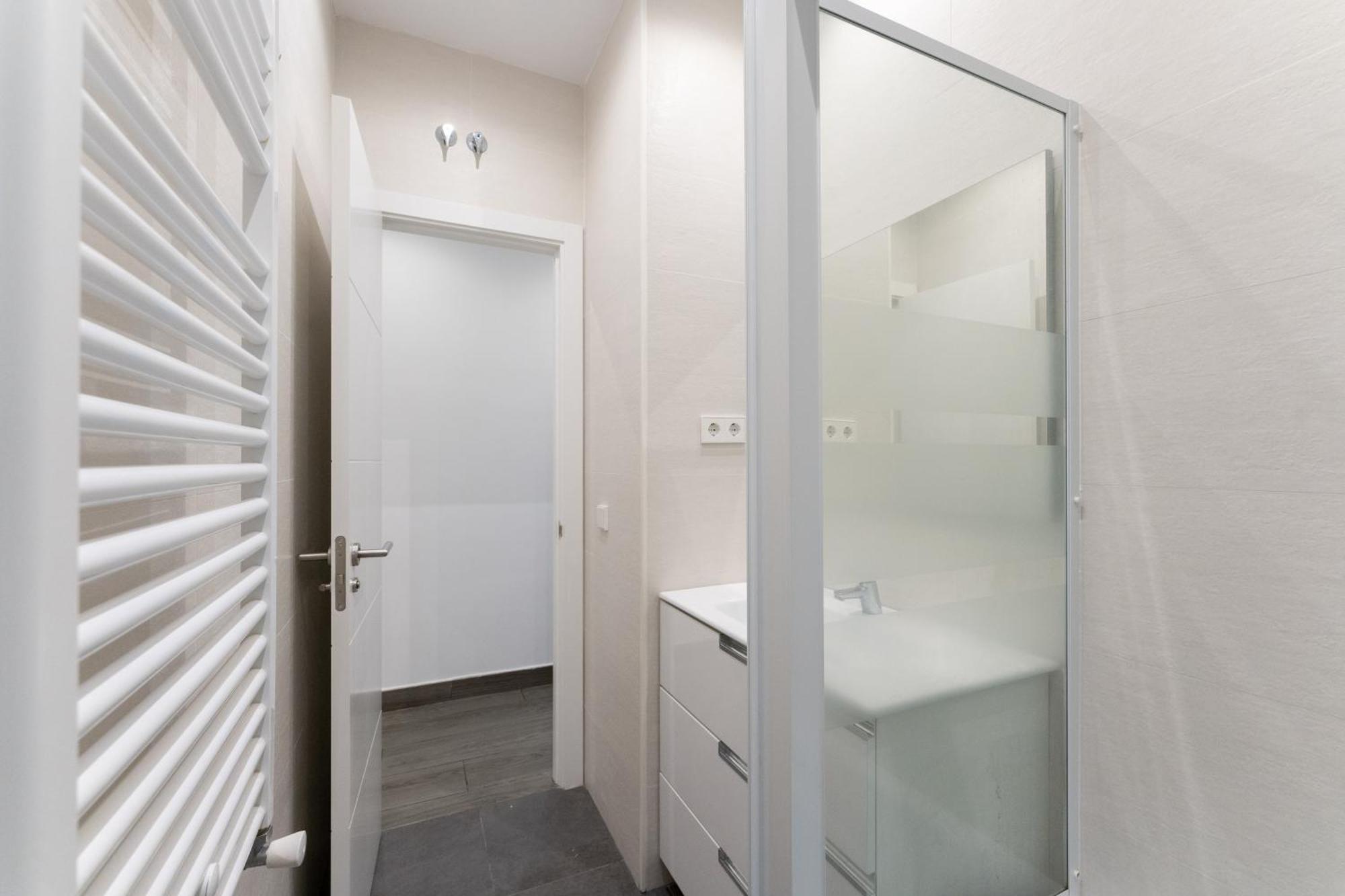 Luxe Apartment In Plaza De Espana Madrid Eksteriør billede