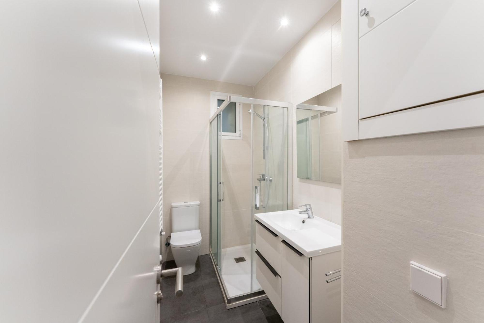 Luxe Apartment In Plaza De Espana Madrid Eksteriør billede