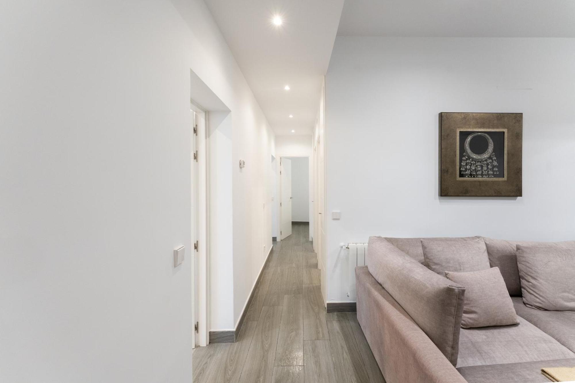 Luxe Apartment In Plaza De Espana Madrid Eksteriør billede