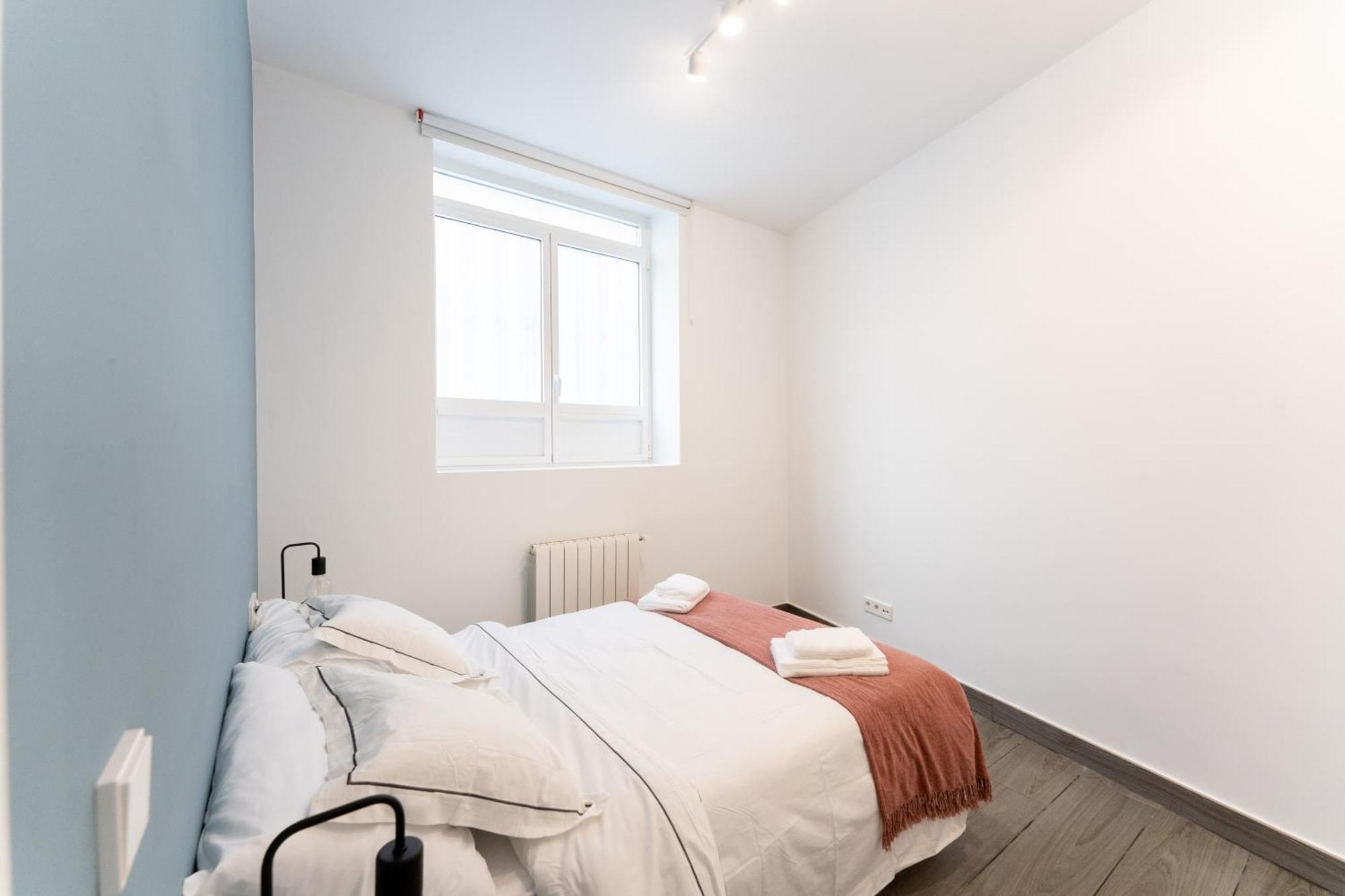 Luxe Apartment In Plaza De Espana Madrid Eksteriør billede